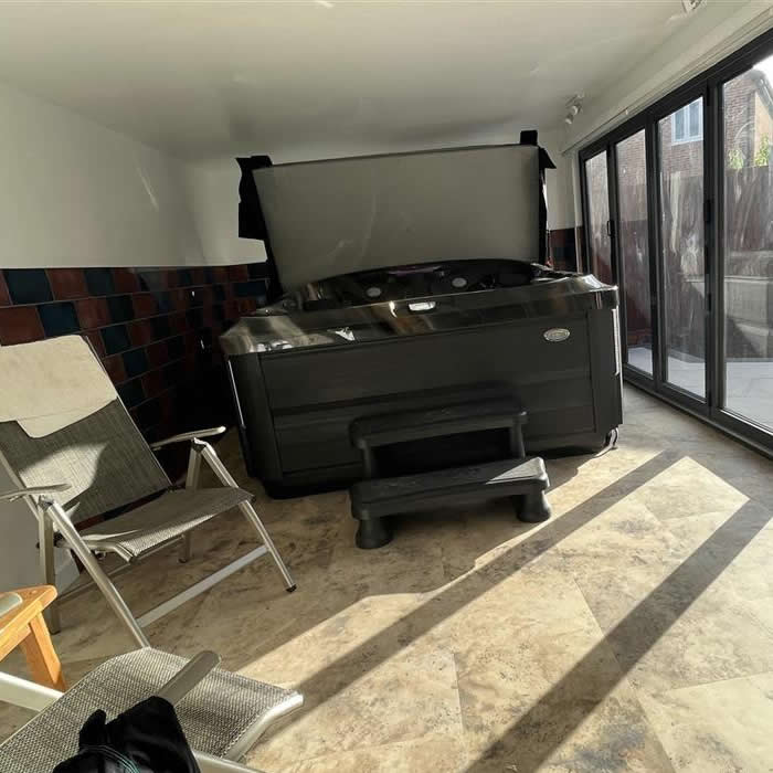 Insulated Garden rooms & Offices Gloucester & Gloucestershire