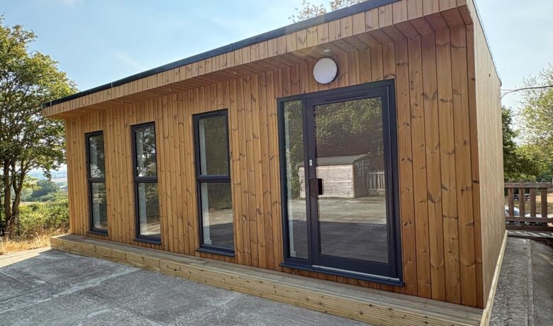 8x4m Garden room for Essex School